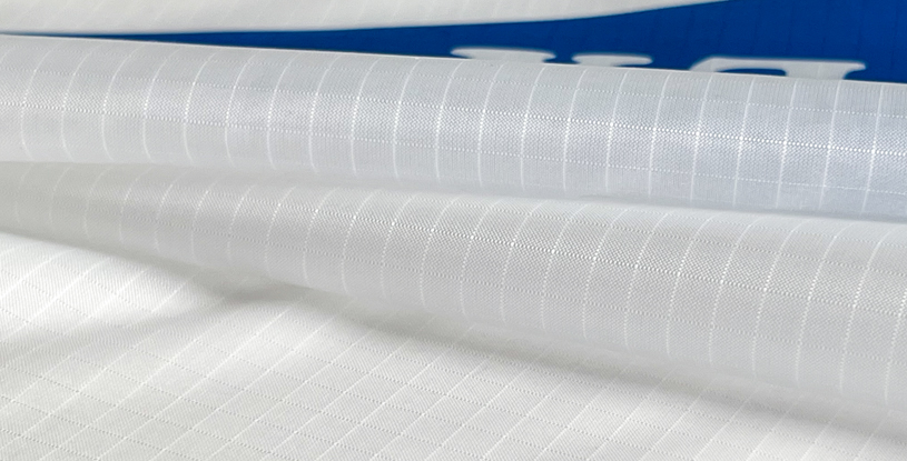 Airtight fabrics for inflatables