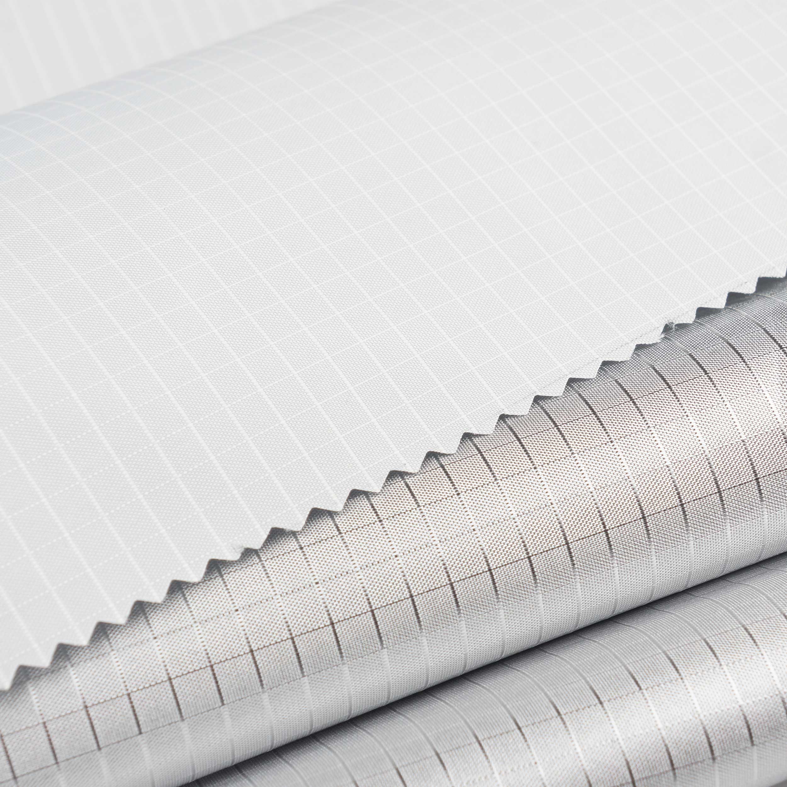 Ripstop Polyester Aluminisé 1 Face Ignifugé M1 M838PSFRECLALU–181