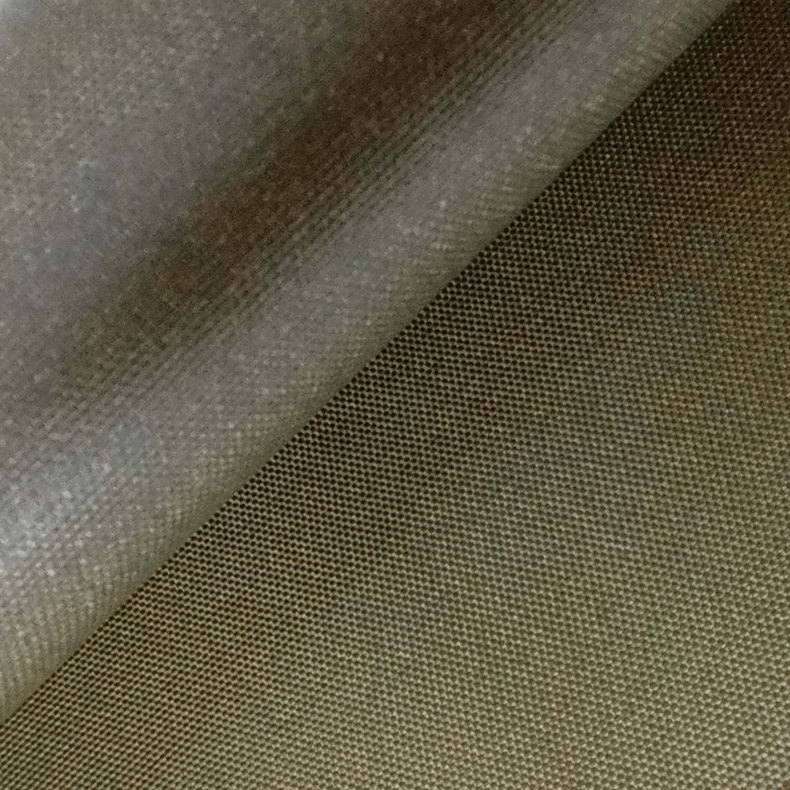 Tissu PES Déperlant étanche M47026PA160PUVR 107