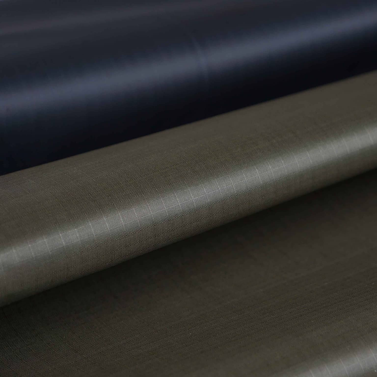 Tissu Polyamide Occultant ignifugé M1M736PAPUNO1F – 195