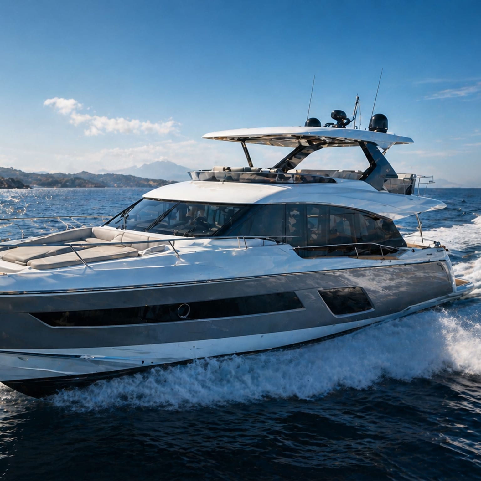 Yacht à Moteur Composites